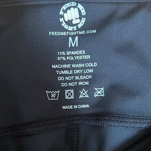 Feed Me Fight Me Leggings - Picture 2 of 5